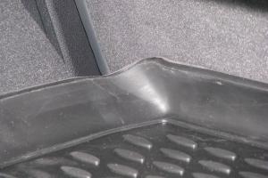 Коврик багажника AUDI Q7 (05-14) кросс., полиуретан черный ELEMENT