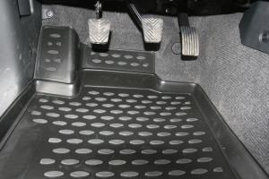 Коврик салона MITSUBISHI L200 (15-), Бюджетная комплектация 3D полиуретан черный (4 предм.) ELEMENT