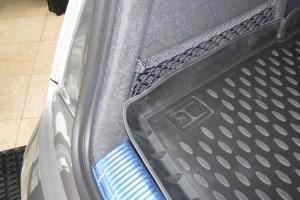 Коврик багажника AUDI Q7 (05-14) кросс., полиуретан черный ELEMENT