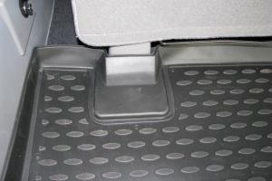 Коврик багажника HYUNDAI New H-1 (07-) мв., полиуретан черный ELEMENT