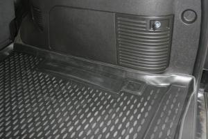 Коврик багажника CHEVROLET Tahoe (07-15) внедор. длин., полиуретан черный ELEMENT