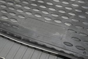 Коврик багажника TOYOTA LC 200 (07-12) (12-) внед., 7 мест., полиуретан черный ELEMENT