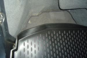 Коврик багажника MERCEDES S-class W220 (98-05) (CD-changer) сед., полиуретан черный ELEMENT
