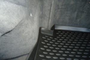 Коврик багажника MERCEDES S-class W220 (98-05) (CD-changer) сед., полиуретан черный ELEMENT
