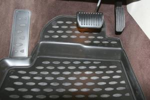 Коврик салона LAND ROVER Range Rover Evoque (11-) полиуретан черный (4 предм.) ELEMENT