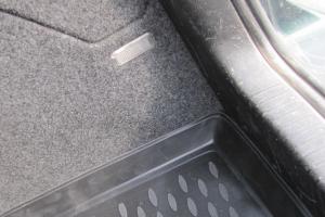 Коврик багажника VW Golf IV (98-03) х.б., полиуретан черный ELEMENT