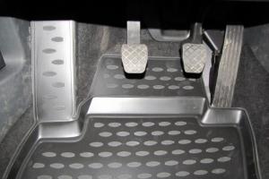 Коврик салона SKODA Yeti (09-) полиуретан черный (4 предм.) ELEMENT