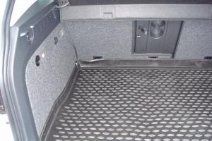 Коврик багажника VW Tiguan (07-16) кросс., полиуретан черный ELEMENT