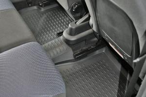 Коврик салона FORD Fusion (02-), Fiesta (02-08) полиуретан черный (4 предм.) ELEMENT