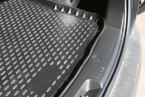Коврик багажника KIA Sorento (09-12) кросс. 7 мест, длин., полиуретан черный ELEMENT