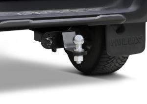 Устройство тягово-сцепное TOYOTA Hilux (15-) (под квадрат) без проводки BERG