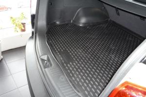 Коврик багажника KIA Sorento (09-12) кросс. 5 мест, полиуретан черный ELEMENT