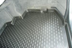 Коврик багажника MERCEDES S-class W220 (98-05) (CD-changer) сед., полиуретан черный ELEMENT