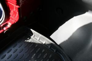 Коврик багажника RENAULT Duster 2WD (11-15) (15-) кросс., полиуретан черный ELEMENT